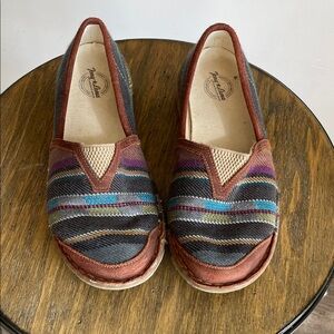 Tony Lama Renata Black Serape 7.5